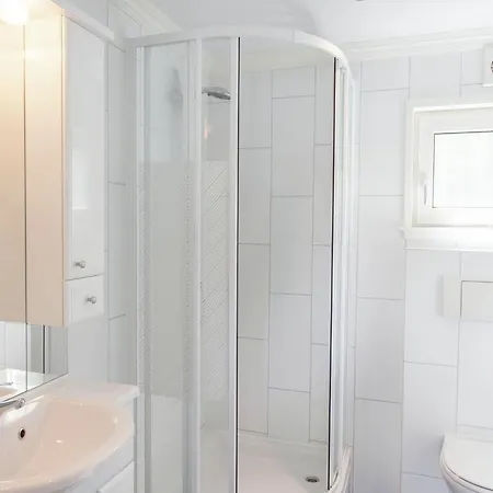 Chalet Detached 30km From Maastricht
